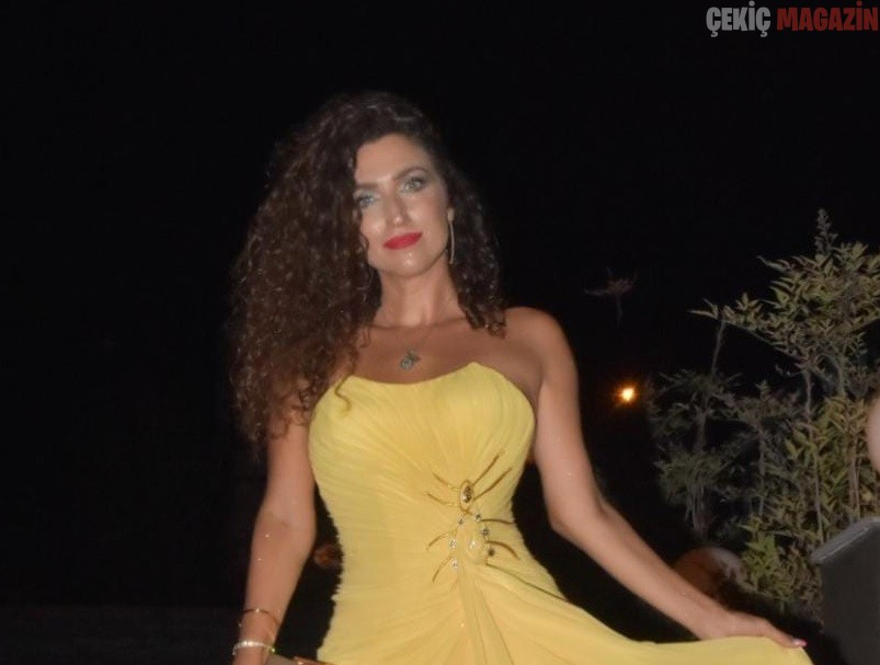 Miss and Mr Fashion tv 2021 TURKEY Gecesinde en gözde davetlilerinden biride güzel sunucu ESMA ŞENTÜRK  oldu..