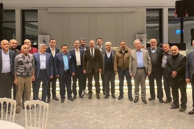 İzollu Vakfı geleneksel iftar yemeğinde buluştu