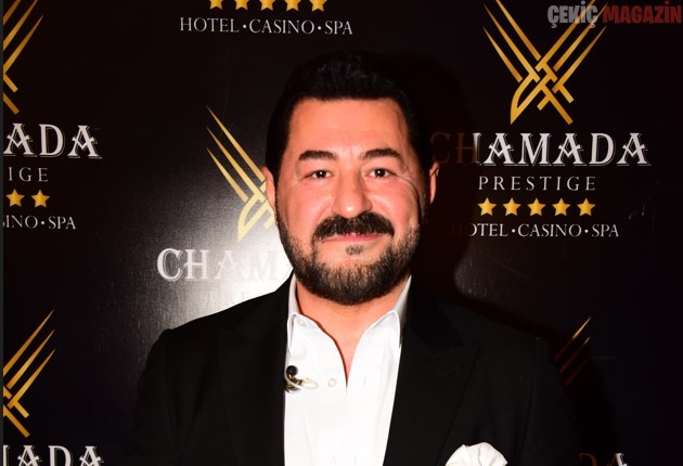 Başarılı şarkıcı Serkan Kaya, yeni yılı Kıbrıs Girne’deki Chamada Prestige Hotel’de karşıladı