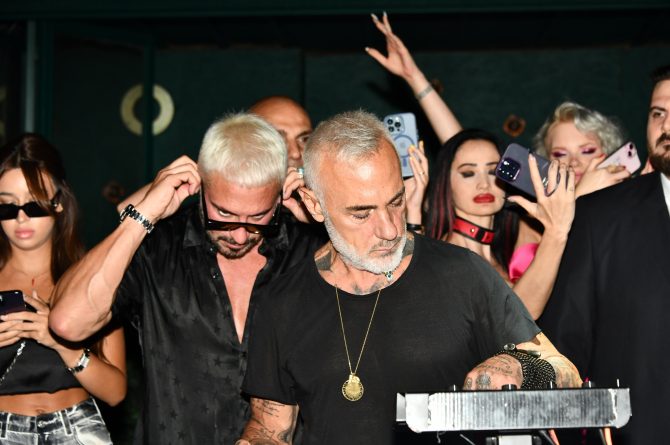 OLİGARK İSTANBUL, GIANLUCA VACCHI’NİN MUHTEŞEM PERFORMANSI İLE YENİ SEZONA MERHABA DEDİ