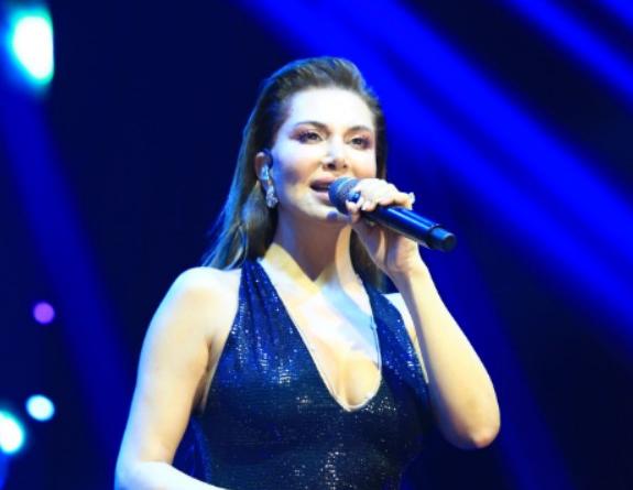 Ebru Yaşar, KKTC’de Hayranlarına Unutulmaz Bir Gece Yaşattı*