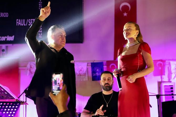 ARDAHAN BELEDİYE BAŞKANI DEMİR’DEN CUMHURİYET BAYRAMI’NA ÖZEL KONSER