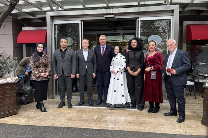 Sakaryalı Kadınlar 90’lar Rüzgarını Estirdi