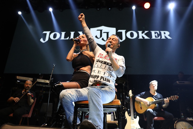 SERDAR ORTAÇ ATAKENT JOLLY JOKER’İ AÇTI