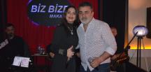 Biz bize Sahnede Dursun Beydilli ve Lida Şener’den Unutulmaz Performans!!