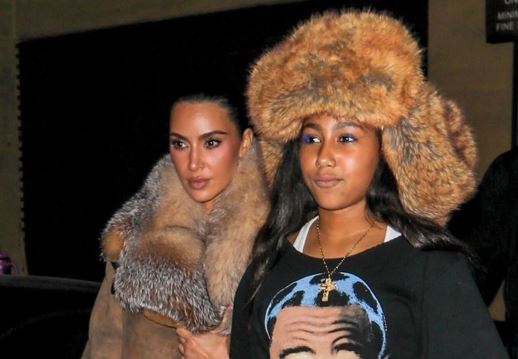 Kanye West’in kızı North West yeni klibi için Türk modacı Şimal Yavuz’un kıyafetini giyecek.