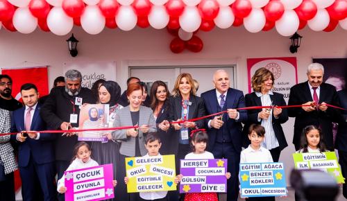 GÜLBEN ERGEN SÖZÜNÜ TUTTU NARİN’İN ADI ÇOCUKLAR GÜLSÜN DİYE DERNEĞİ’NİN DİYARBAKIR’DA AÇTIĞI 56. ANAOKULU’NDA YAŞAYACAK.
