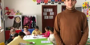 ERZURUM’DAKİ OKUL MÜDÜRÜ HERKESİN GÖZDESİ OLDU