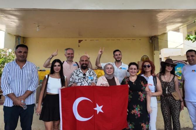 Muhammet Aydın’dan Filipinler’de anlamlı Türkiye tanıtımı
