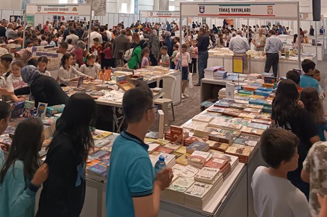 Karaman 5. Kitap Fuarı’na Büyük İlgi
