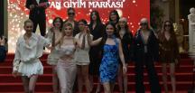 IDL FASHION, 2025 Defilesiyle Göz Kamaştırdı – “Yılın En Başarılı Çıkış Yapan Giyim Markası” Ödülü İDL’ye Gitti!