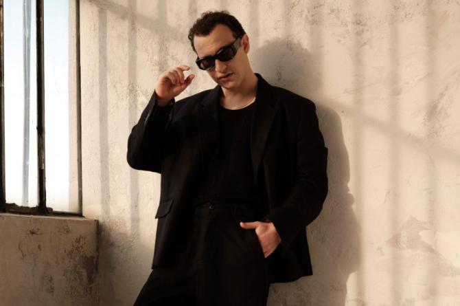 GENÇ YETENEK MERT CAN’DAN YENİ ŞARKI: “İKİ KÜREK BİR SANDAL” YAYINDA