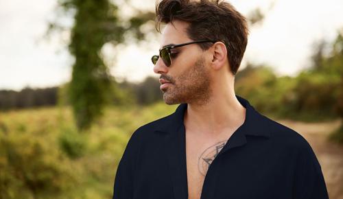 Ömer Topçu’dan en iddialı cover “Geçmiyor Günler”