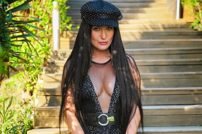 TUĞBA ÖZAY’DAN YAZA DAMGA VURACAK YENİ SINGLE: KAFES