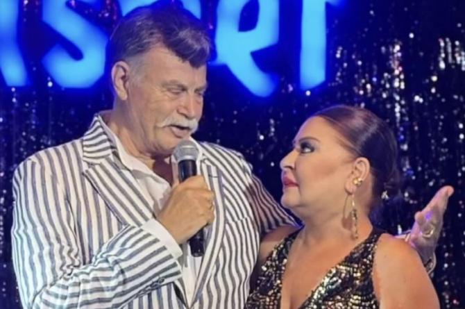 NURİ ALÇO’DAN SÜRPRİZ DESTEK: YELİZ’İ YALNIZ BIRAKMADI