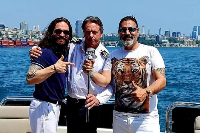 HOLLYWOOD YILDIZLARIYLA DOLU BABALAR GÜNÜ SÜRPRİZİ: RAMİZ ÖZBAY’DAN “CANIM BABAM”