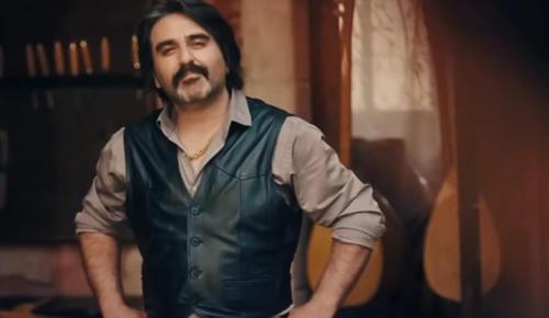 Berduş, Sultanım ve Sevdan ile gibi hitlere imza atan Ekrem Düzgünoğlu’ndan yeni bir şarkı daha: “Bu Nasıl Dünya”