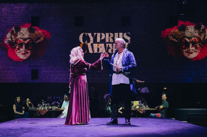 VENEDİK SARAYI’NDA CABARET GECESİ: TÜM GÖZLER BU SHOWDAYDI