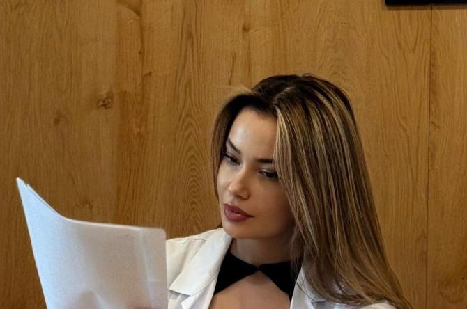 Klinik Psikolog  Nur Ela Aşar: “Anoreksiya Yemekle Değil, Varoluşla İlgilidir”
