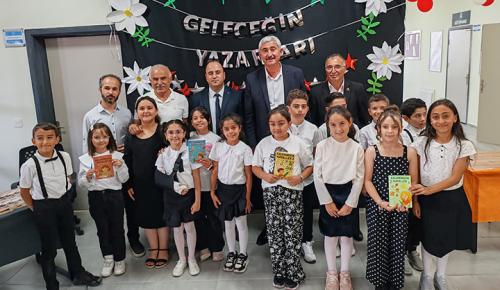 Kozaklı halkı “Geleceğin Yazarları”na sahip çıktı