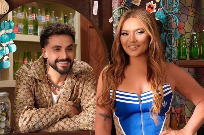 SEFO VE DEMET AKALIN DÜNYAYI SALLIYOR! “YERİNDE DUR” BILLBOARD LİSTESİNDE 17. SIRADA!