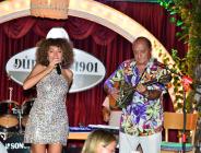 Buzuki Hakan ve Pelin’le Unutulmaz Bir Gece