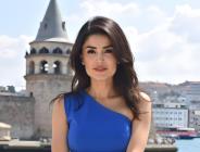 “TÜRKÜDEN POPA, ANADOLU’DAN DÜNYAYA: ESRA ÖZTÜRK’TEN YAPAY ZEKÂ DESTEKLİ BİR MÜZİK YOLCULUĞU”