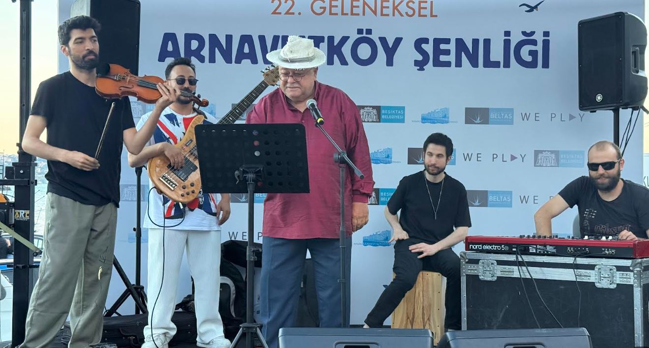 ARNAVUTKÖY’DE BOĞAZİÇİ COŞKUSU: 22. GELENEKSEL ARNAVUTKÖY ŞENLİĞİ 